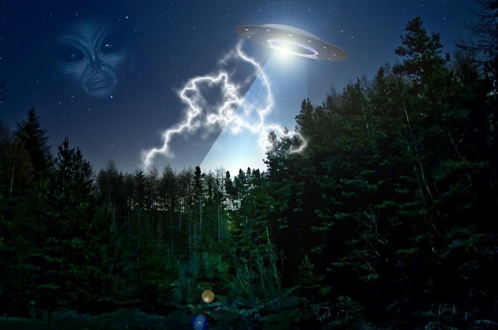 Arti Mimpi Alien atau UFO 