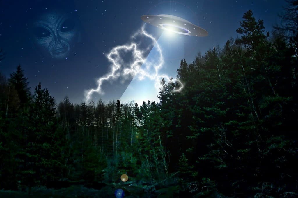 Έννοια ονείρου εξωγήινου ή UFO 