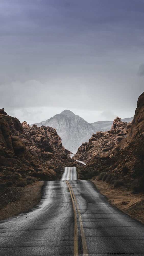 Significado de soñar con montaña 