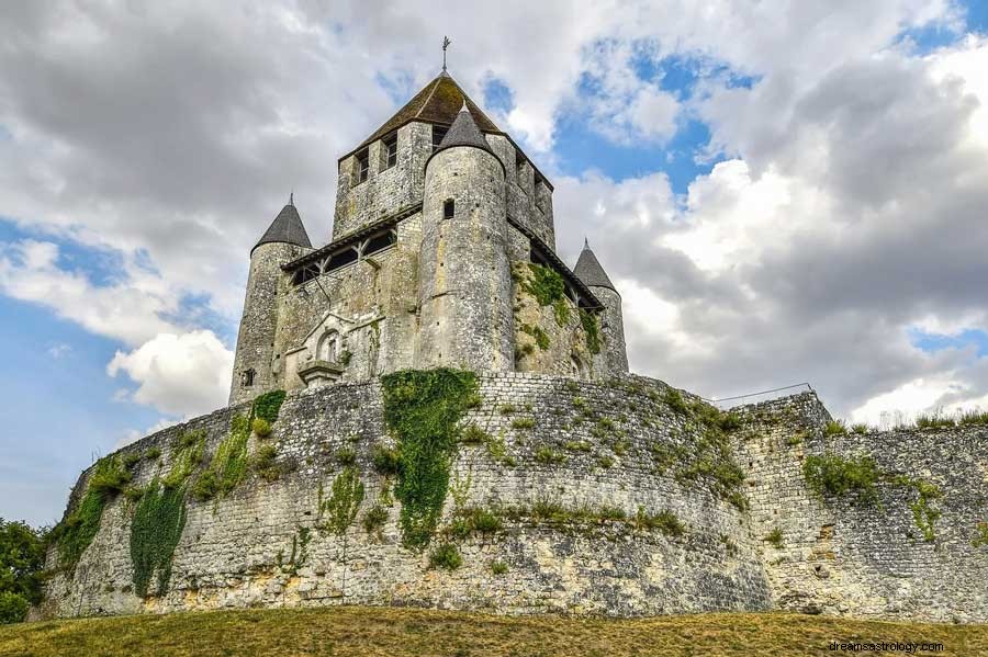 Símbolo del Castillo y Significado de Soñar 