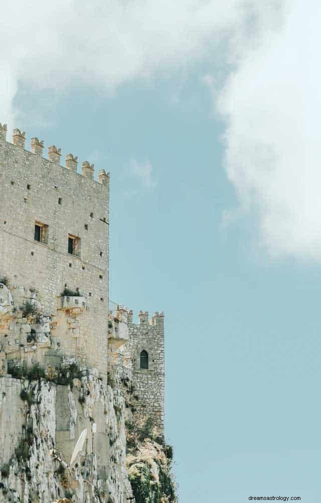 Símbolo del Castillo y Significado de Soñar 