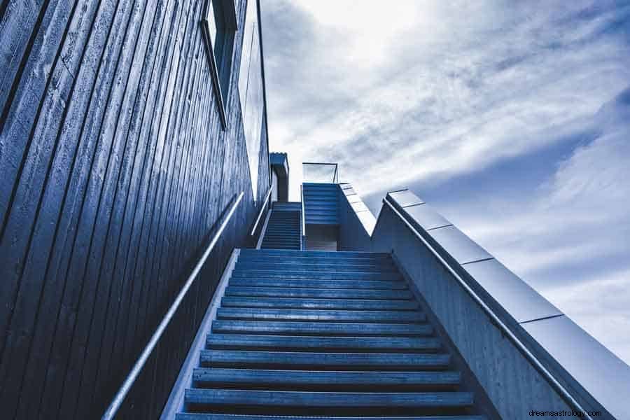 Significado de soñar con Escaleras y Escaleras 