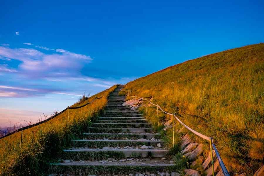 Trappen en trappen Droombetekenis 