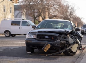 Significado correto e interpretação dos sonhos de acidentes de carro 