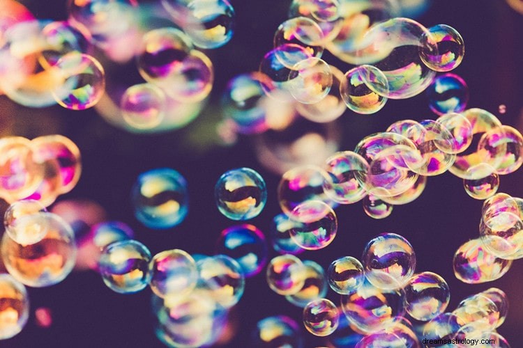 Sann mening och rätt tolkning av Dream About Bubbles