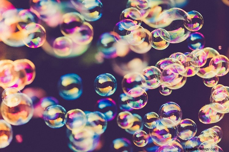 Αληθινή σημασία και σωστή ερμηνεία του Dream About Bubbles