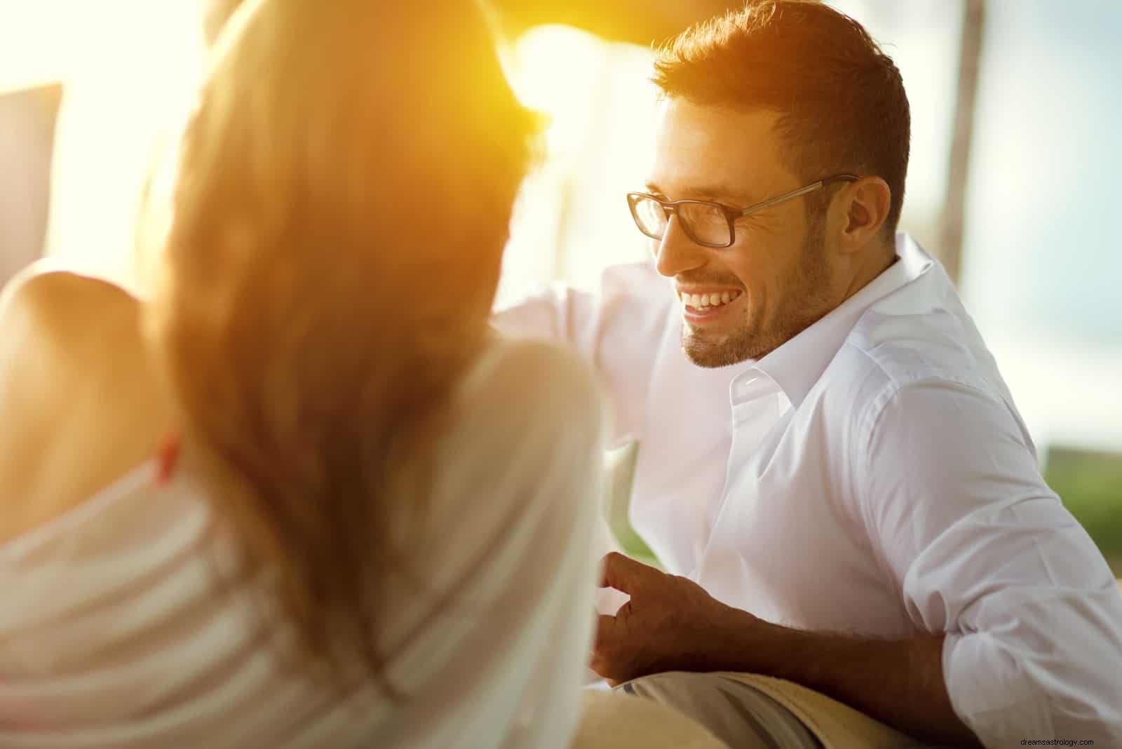 Gemini en Steenbok compatibiliteit in liefde en vriendschap