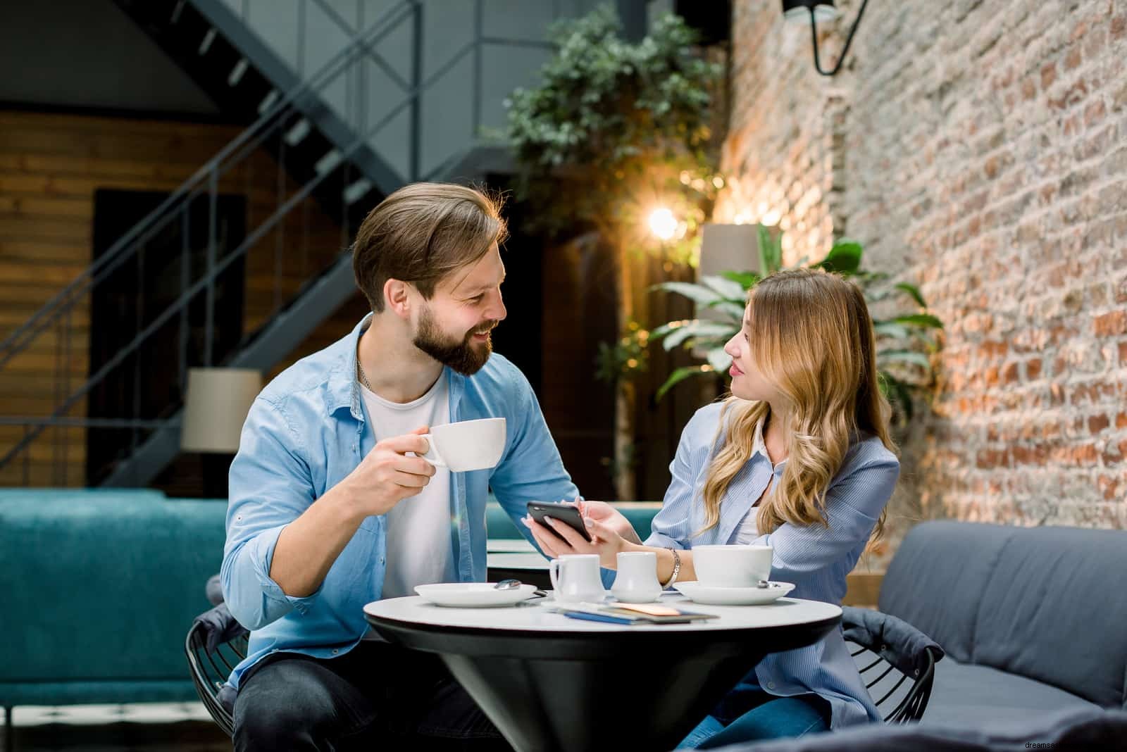 Compatibilidade de Leão e Escorpião no amor e na amizade