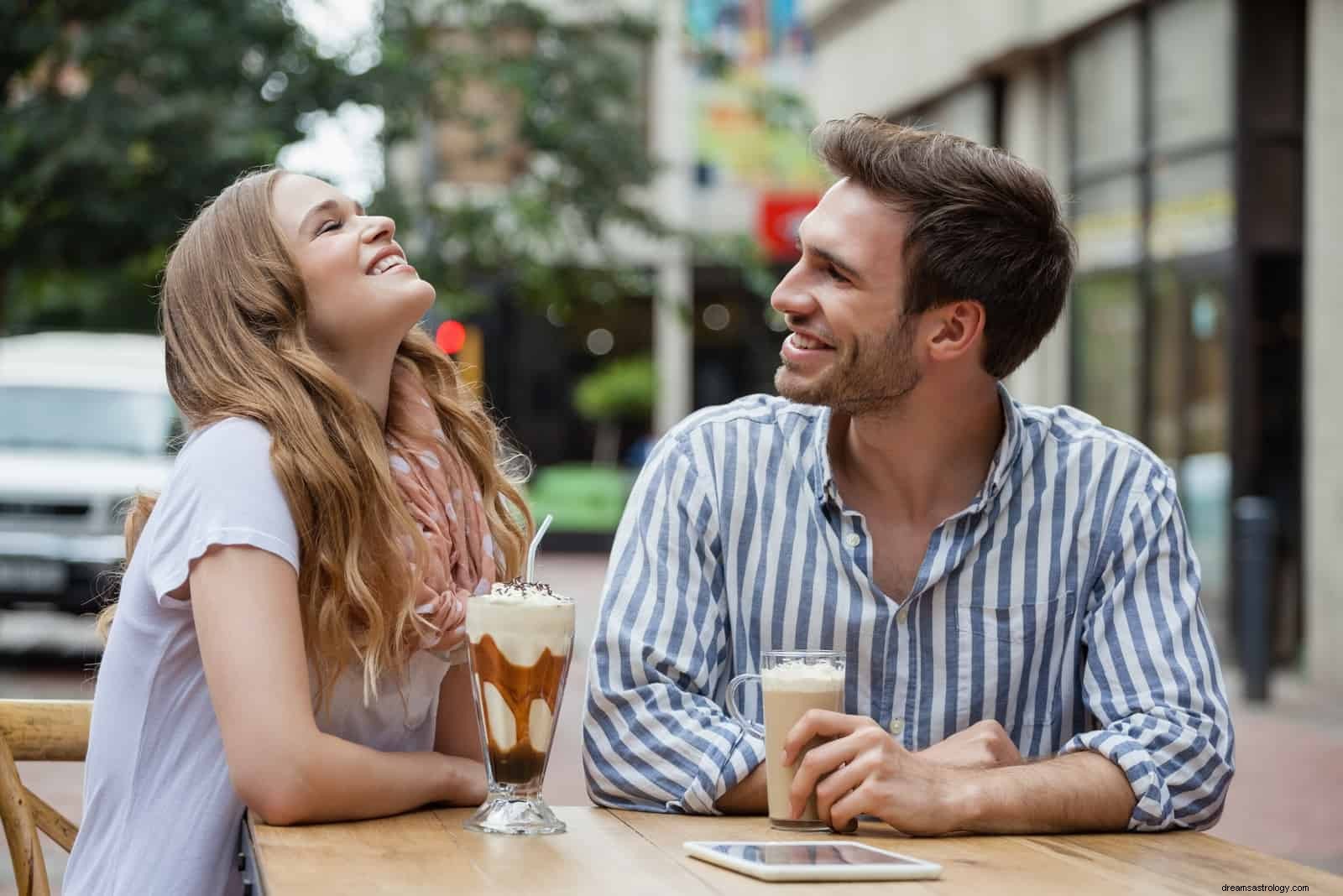 16 definitieve redenen waarom Steenbok-man Leo Woman niet alleen kan laten