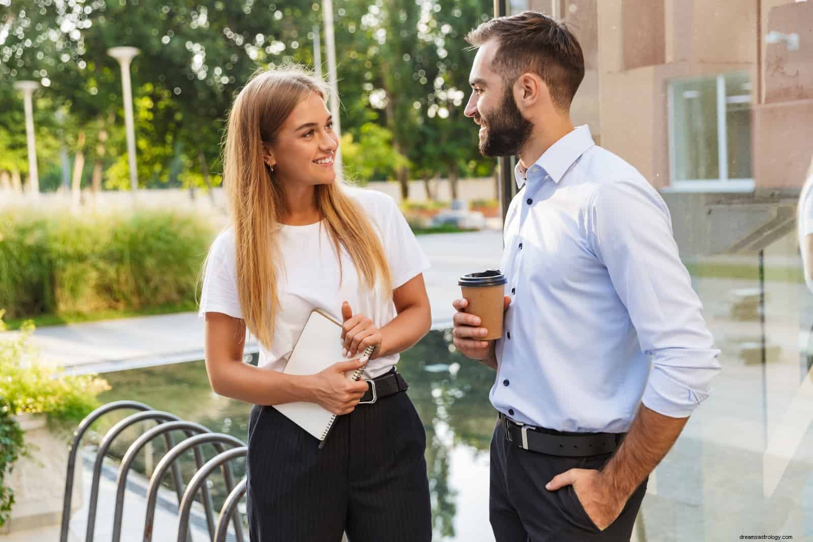 16 raisons définitives pour lesquelles l homme Capricorne ne peut pas laisser la femme Lion seule