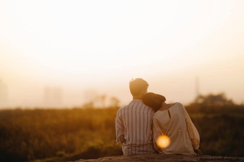 Estas 6 parejas del zodíaco son una prueba viviente de que los opuestos se atraen