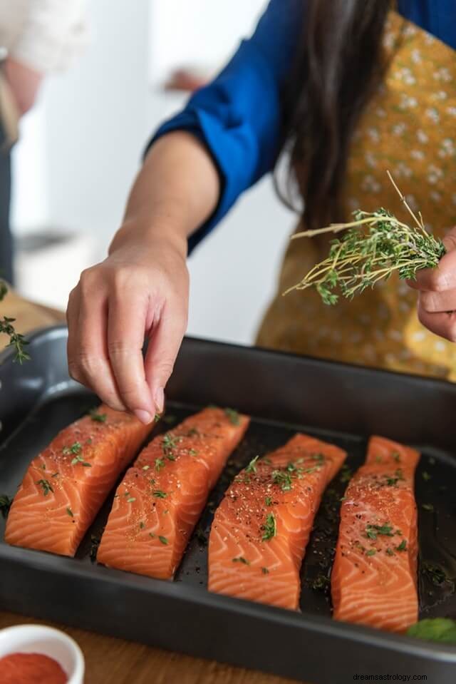 魚の夢の意味は? (驚くべき啓示)