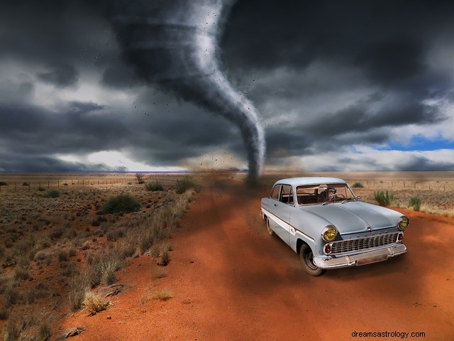 Sogni Tornado ricorrenti:dovrei preoccuparmene?