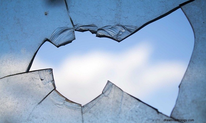 Sny o rozbitém skle – význam a výklad