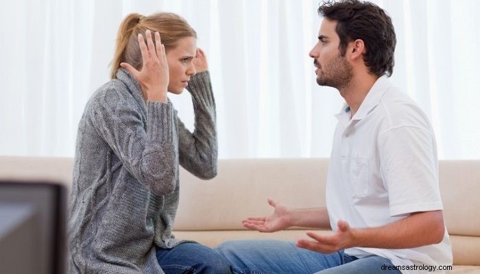 Soñar con discutir con mi novio – Significado e interpretación