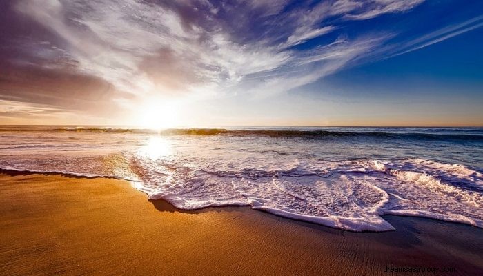 Sonhos com praia – significado e interpretação