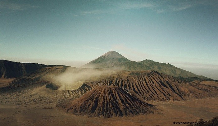 Drømme om vulkaner – betydning og fortolkning