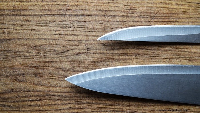 Drømme om knive – betydning og fortolkning