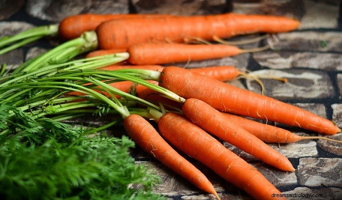 Träume von Karotten – Bedeutung und Symbolik