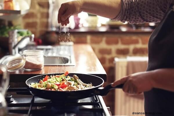 Signification et interprétation des rêves de cuisine :comprenons maintenant !