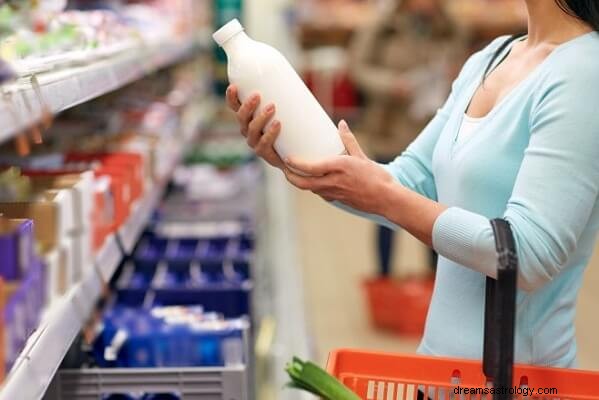 Drømmebetydningen med å kjøpe melk:Hva betyr det når du drømmer om å kjøpe melk?