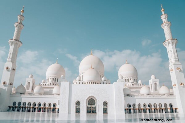 Moschee im Traum besuchen:Was bedeutet das? Lassen Sie uns die Bedeutung und Interpretation verstehen