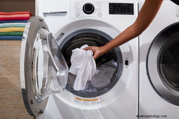 Significado do sonho de lavar roupa:o que significa sonhar em lavar roupa?