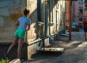 Betydningen og fortolkningen af ​​drømme om stalkere