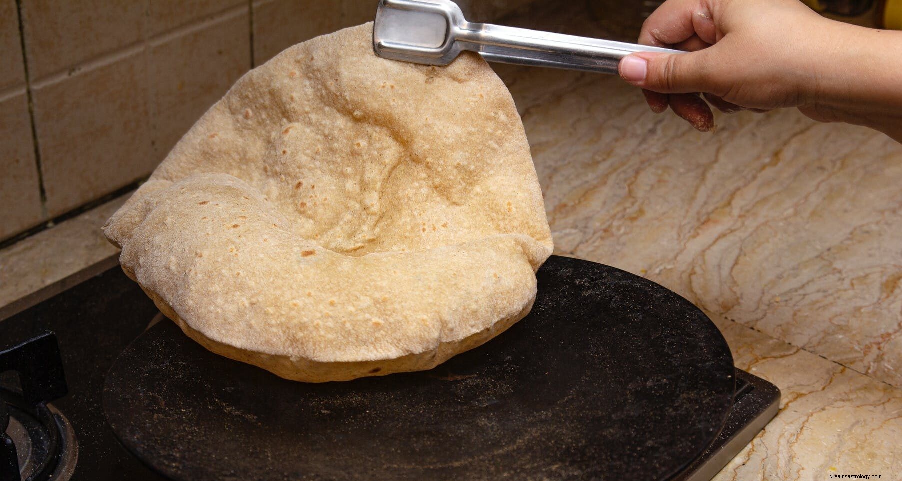 Bijbelse betekenis van koken in een droom:rijst of chapati koken