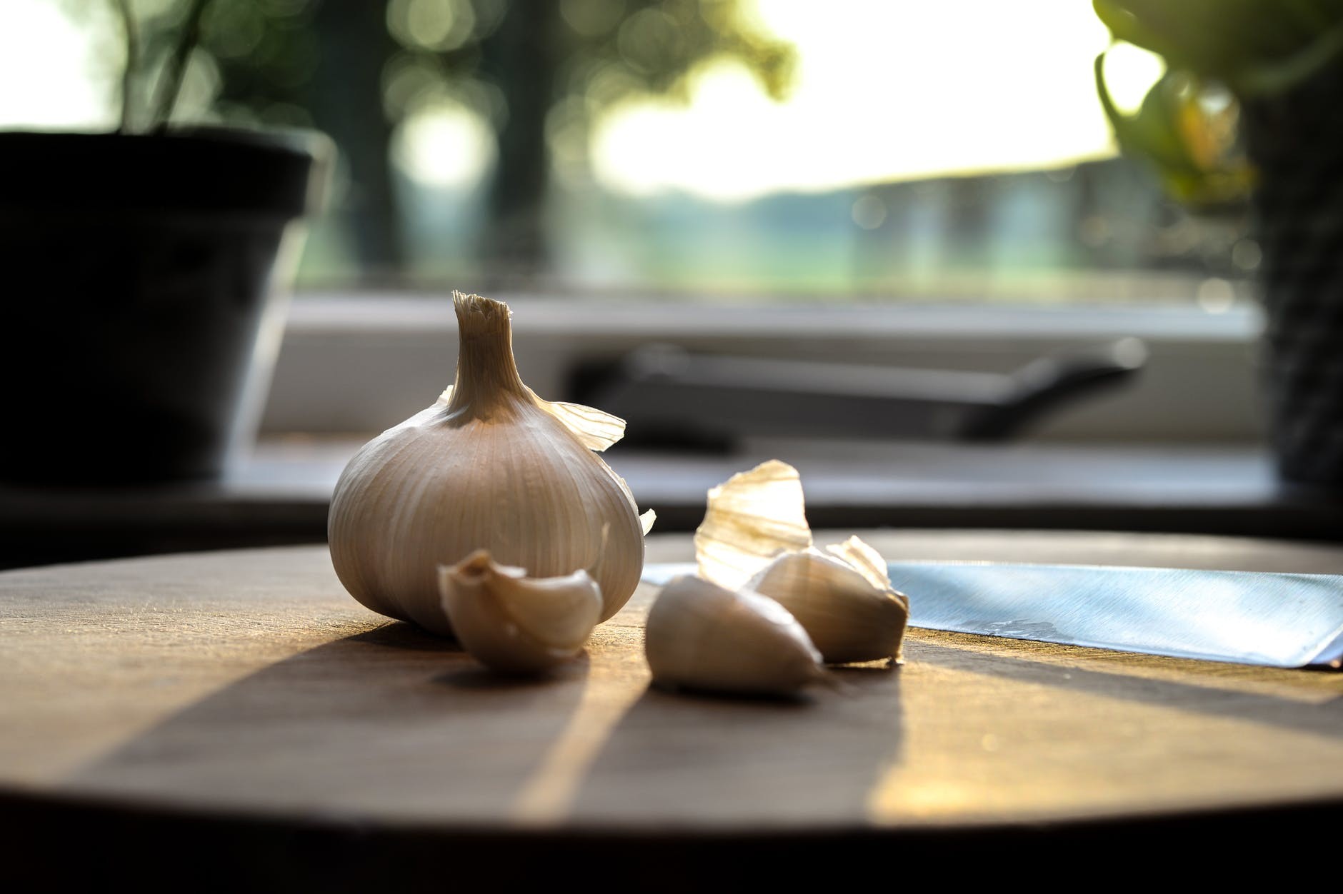 Vedere e sbucciare l aglio in sogno:significato e simbolismo
