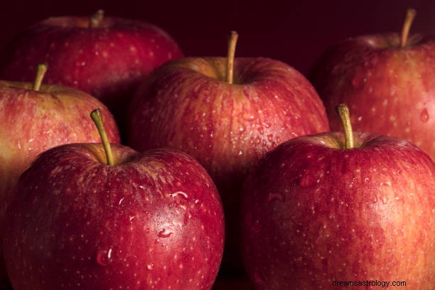 Widząc Apple we śnie:symbolika kremowego jabłka we śnie