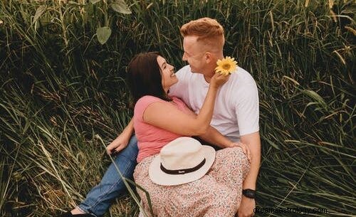 Droom van vrouw die met iemand anders slaapt:alle vrouwendromen