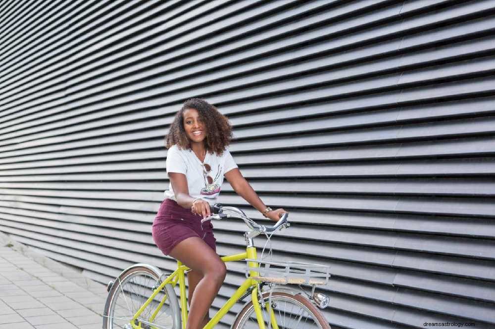 Sportliche Traumdeutungen:Was bedeutet es, vom Radfahren zu träumen?