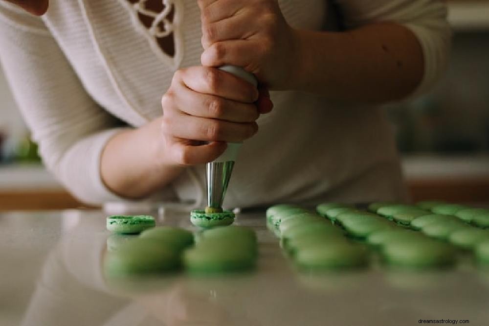 Dia Nacional do Macaroon:O que significa sonhar com um macaroon?