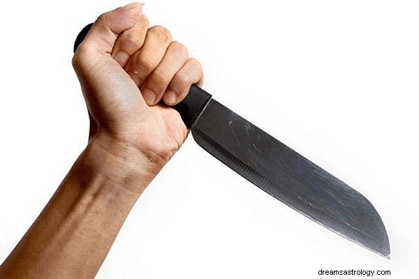 Drömmer om att bli knivhuggen:vad betyder och symbolik