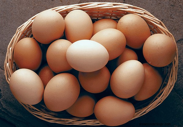 Dromen over eieren:wat is de betekenis en symboliek