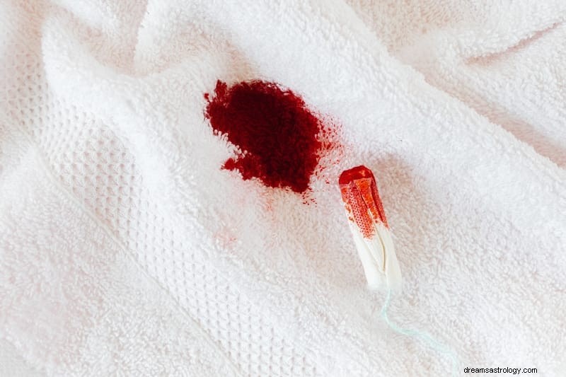 11 spirituelle Bedeutungen von Menstruationsblut in einem Traum