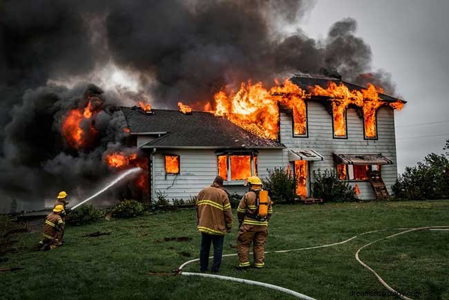 9 Bijbelse betekenis van vuur in dromen en interpretatie