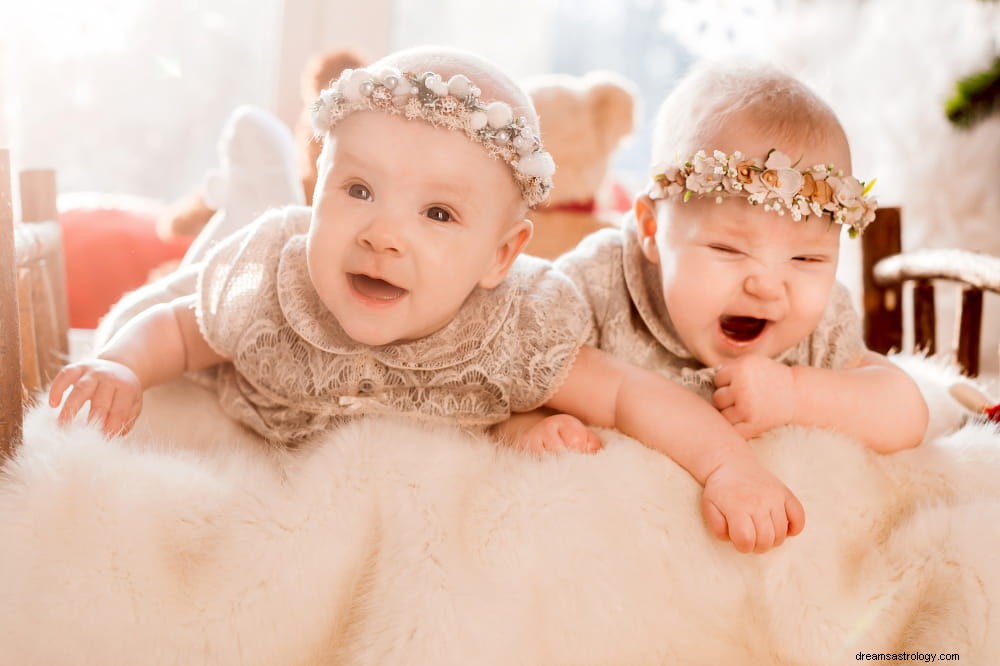 9 betydninger af en drøm om at have tvillinger:Er det et godt tegn?