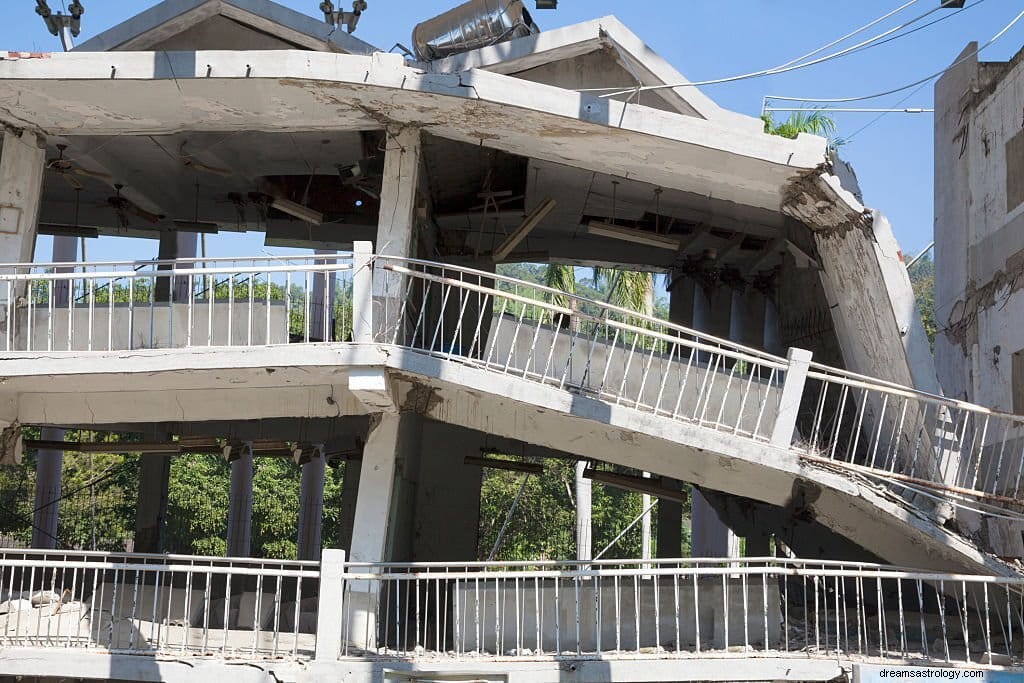 Wat betekent een droom over instortend gebouw? Alles wat u moet weten