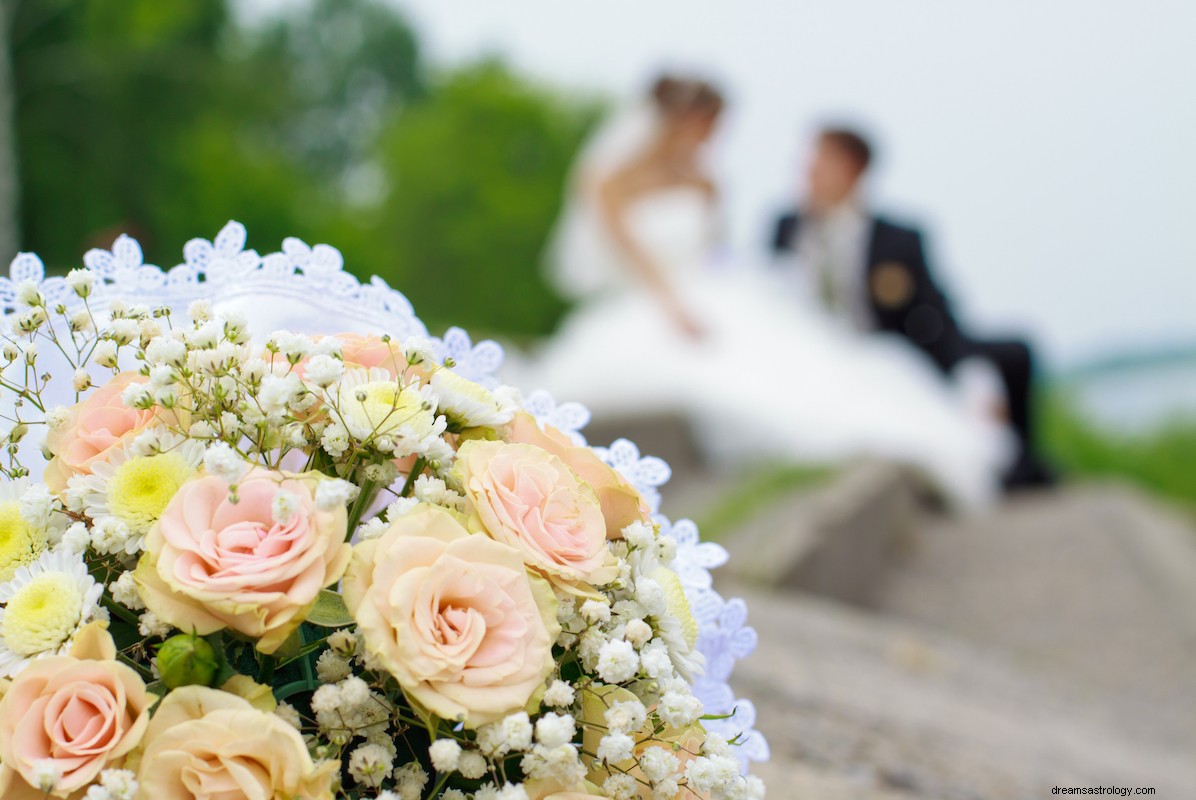 Sonhando em se casar com uma pessoa desconhecida