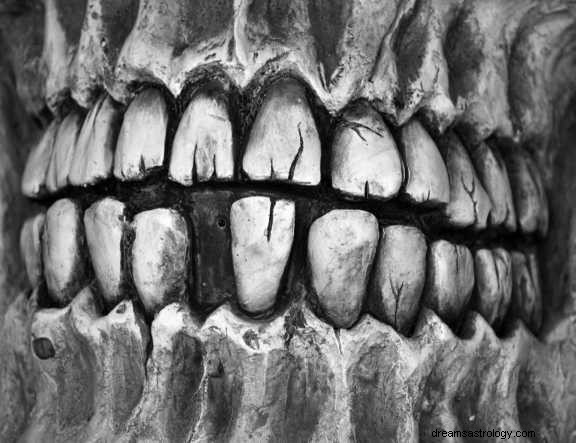 Significado dos sonhos com dentes quebrados