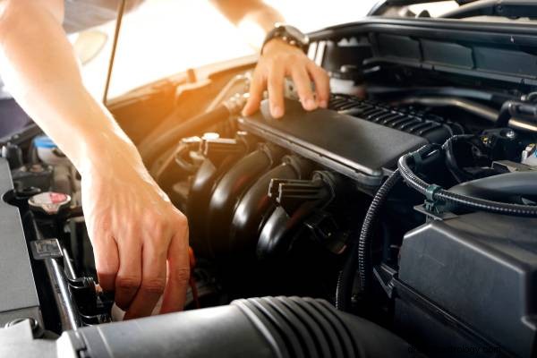 Soñar con el motor de un auto robado Significado