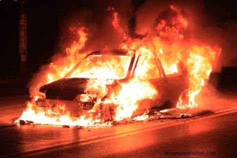 Droom over de betekenis van autobrand