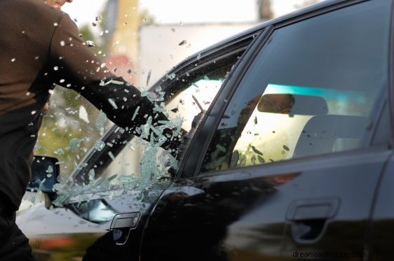 Significado de sonhar com carro vandalizado