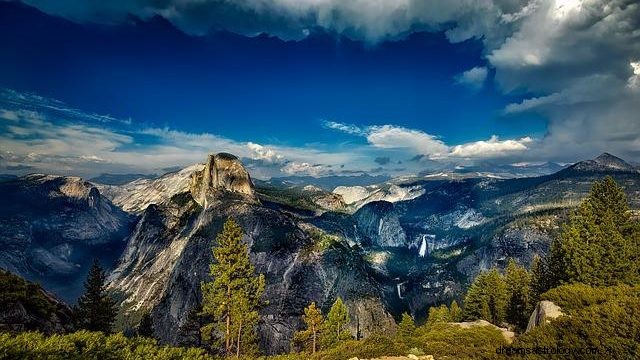 Mimpi tentang gunung – tafsir dan artinya