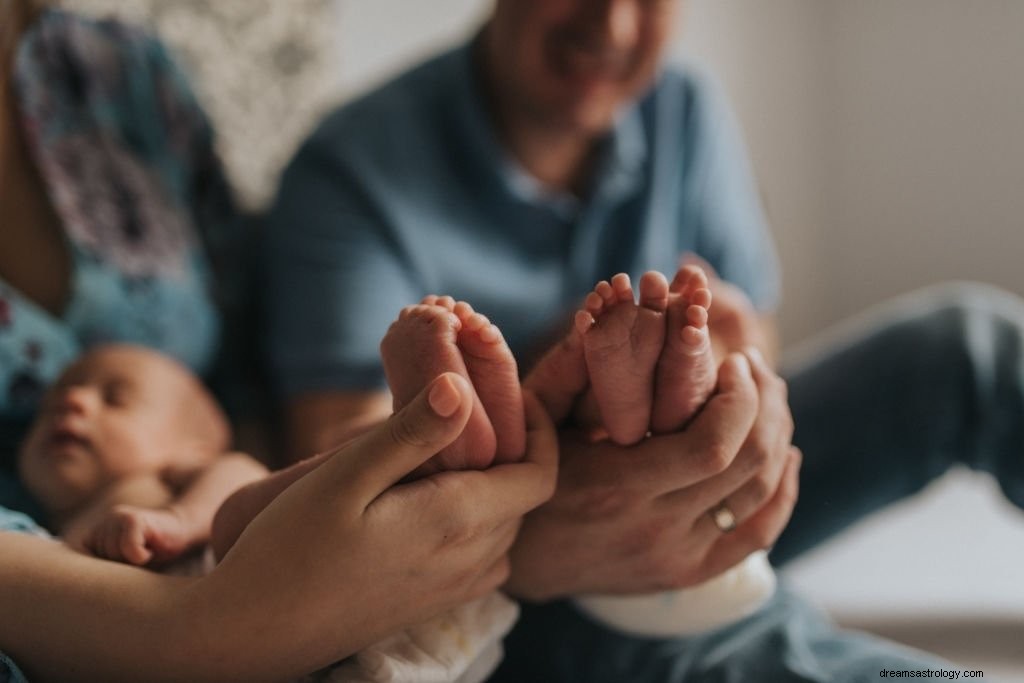 Γέννηση – Όνειρο νόημα και συμβολισμός