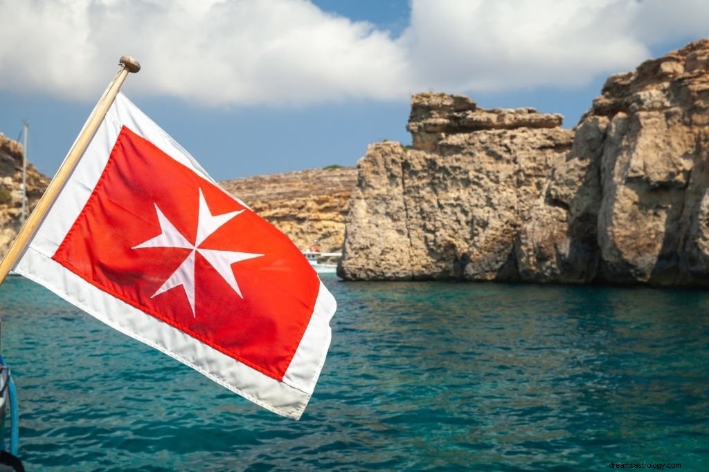 Krzyż maltański – znaczenie i symbolika marzeń