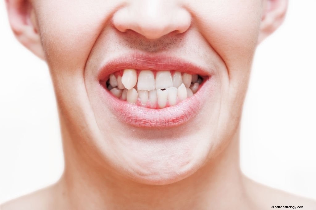 Zahn – Bedeutung und Symbolik von Träumen