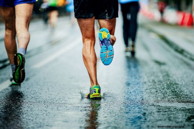 Lari – Arti Mimpi dan Simbolisme